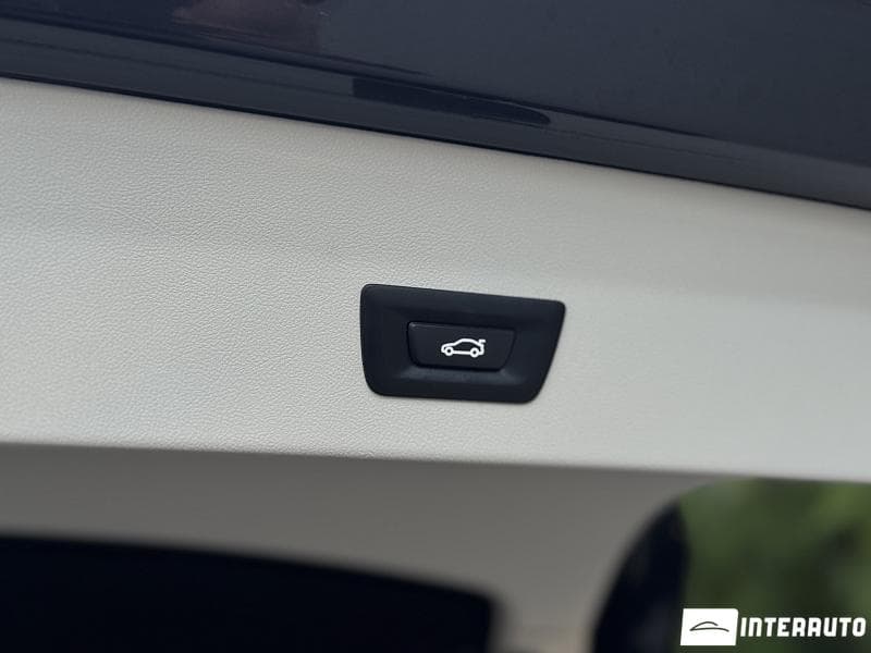 2019 BMW X4 2.0D — Miniatură 22
