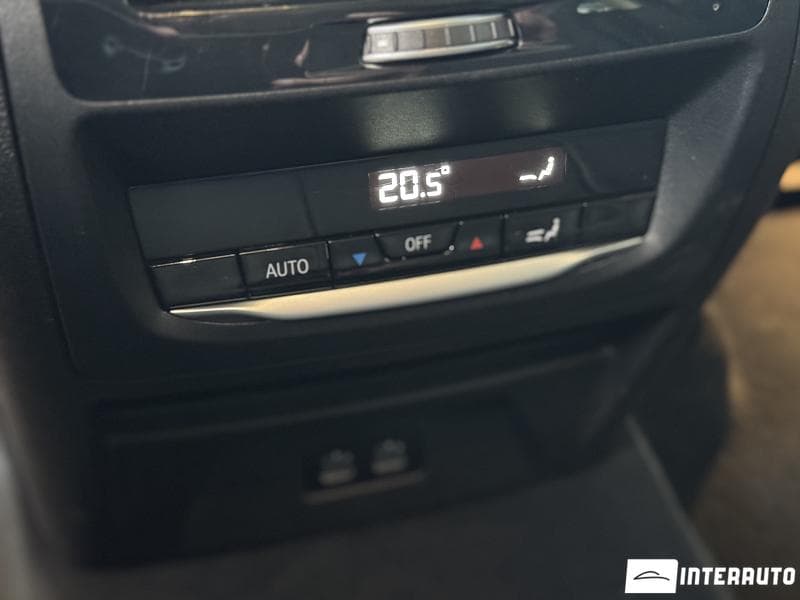 2019 BMW X4 2.0D — Miniatură 19