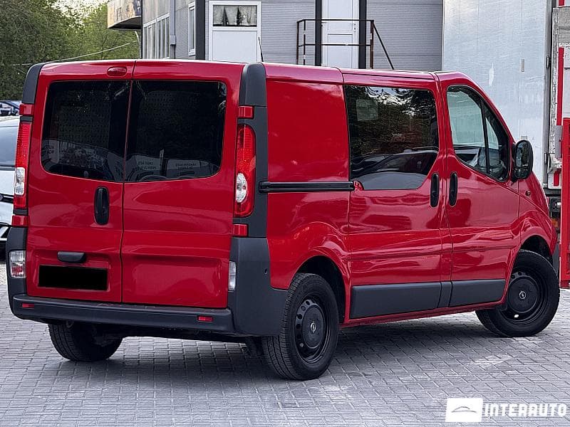 Opel Vivaro 2012 — Миниатюра 2