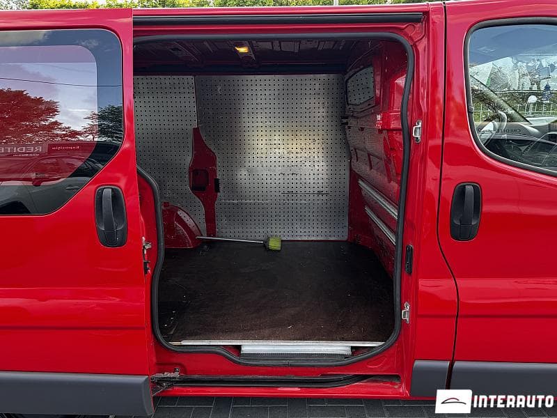 Opel Vivaro 2012 — Миниатюра 12