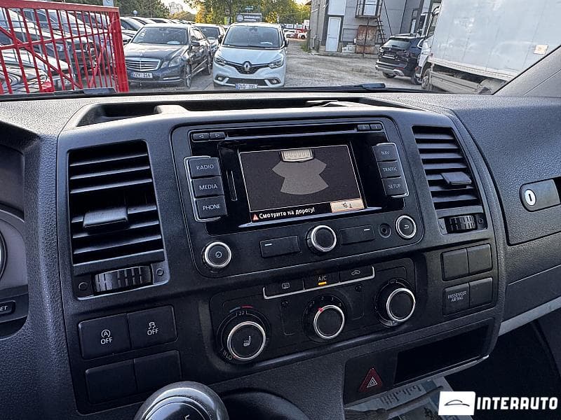 Volkswagen Transporter 2015 — Миниатюра 8