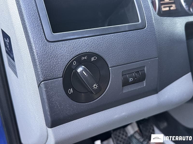 Volkswagen Transporter 2015 — Миниатюра 11