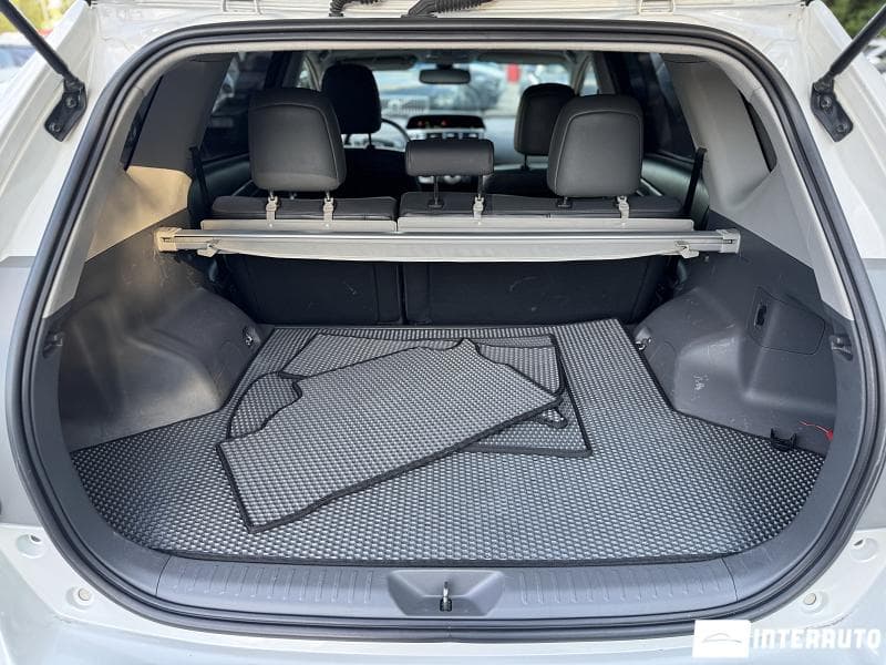 Toyota Prius Plus / V 2012 — Миниатюра 17