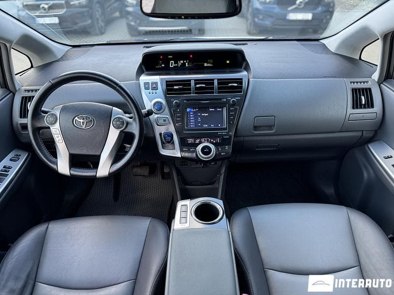 Toyota Prius Plus / V 2012 — Миниатюра 8