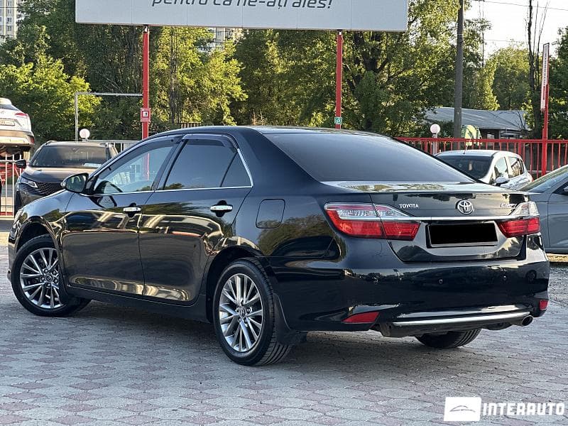 Toyota Camry 2017 — Миниатюра 3