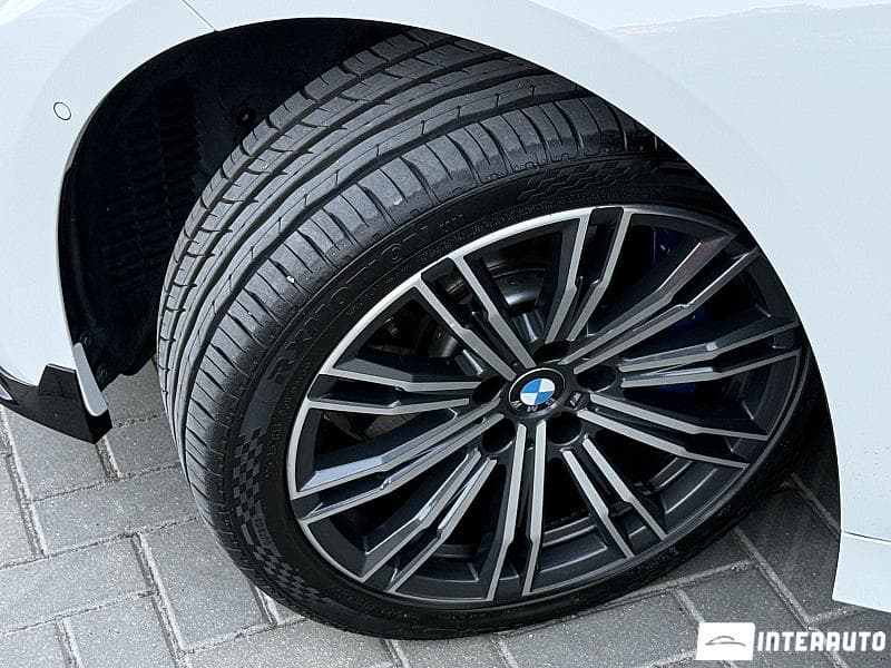 BMW M340i 2019 — Миниатюра 17
