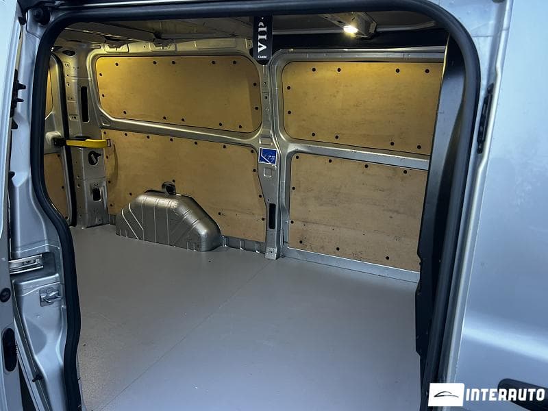 Ford Transit 2016 — Миниатюра 13