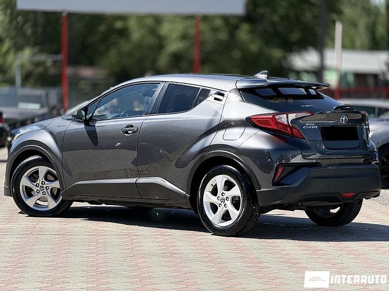Toyota C-HR 2017 — Миниатюра 3