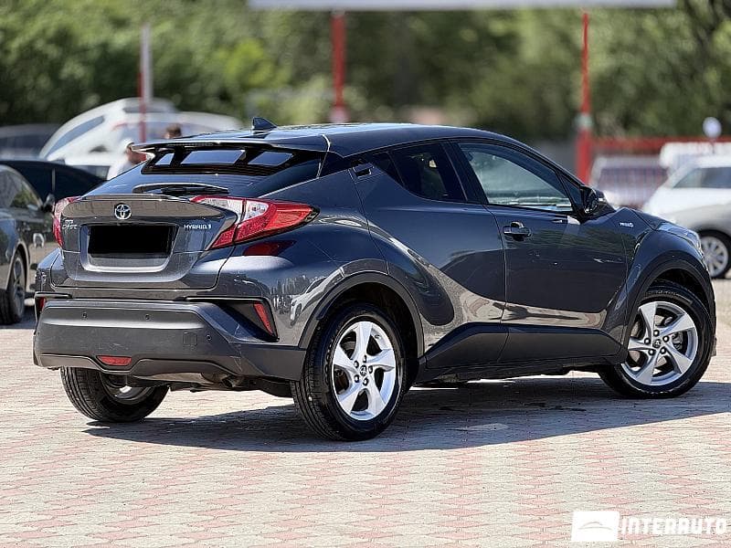 Toyota C-HR 2017 — Миниатюра 2