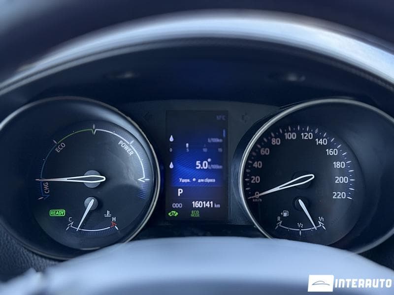 Toyota C-HR 2017 — Миниатюра 10