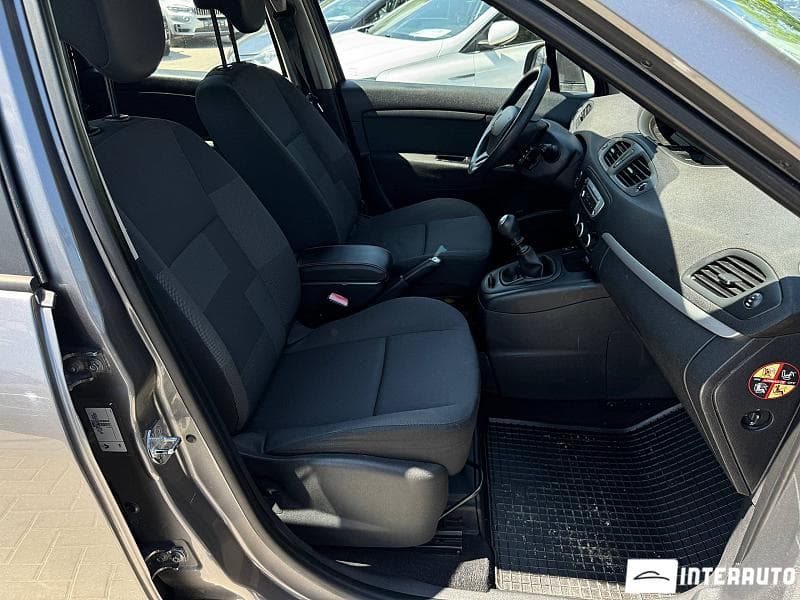 Renault Grand Scenic 2014 — Миниатюра 13
