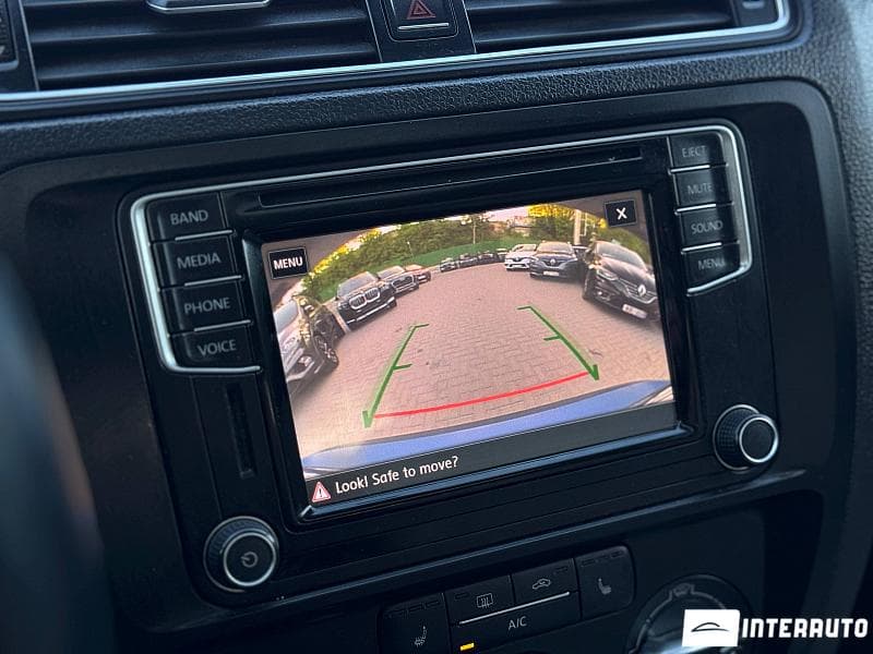 Volkswagen Jetta 2016 — Миниатюра 10