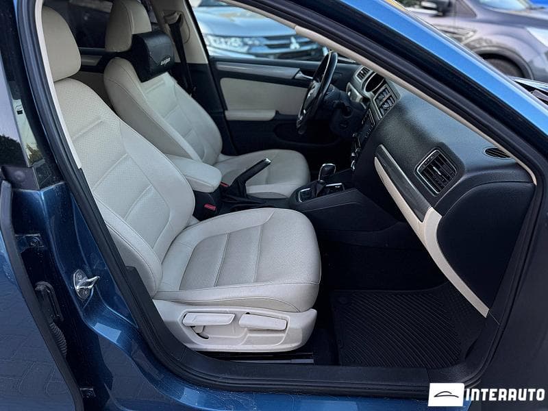 Volkswagen Jetta 2016 — Миниатюра 16