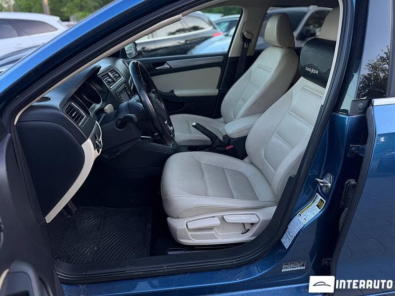 Volkswagen Jetta 2016 — Миниатюра 5