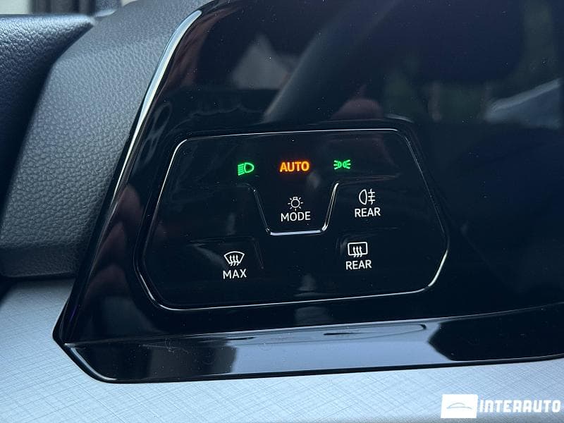 Volkswagen Golf 2022 — Миниатюра 17