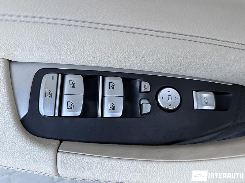 BMW iX3 2022 — Миниатюра 16