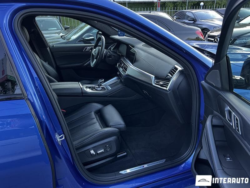 BMW X6 4.0i 2020 — Миниатюра 15