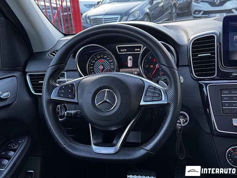 Mercedes GLE 250 2018 — Миниатюра 12