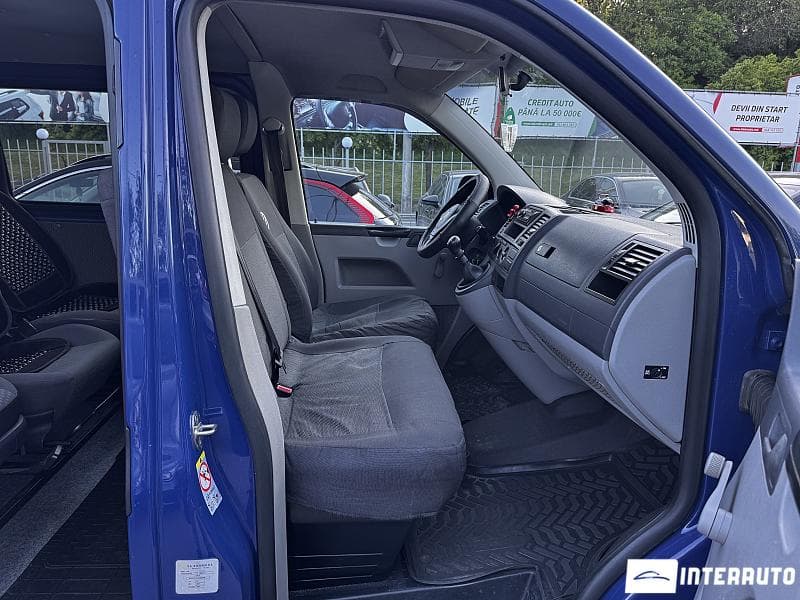Volkswagen Transporter 2010 — Миниатюра 6