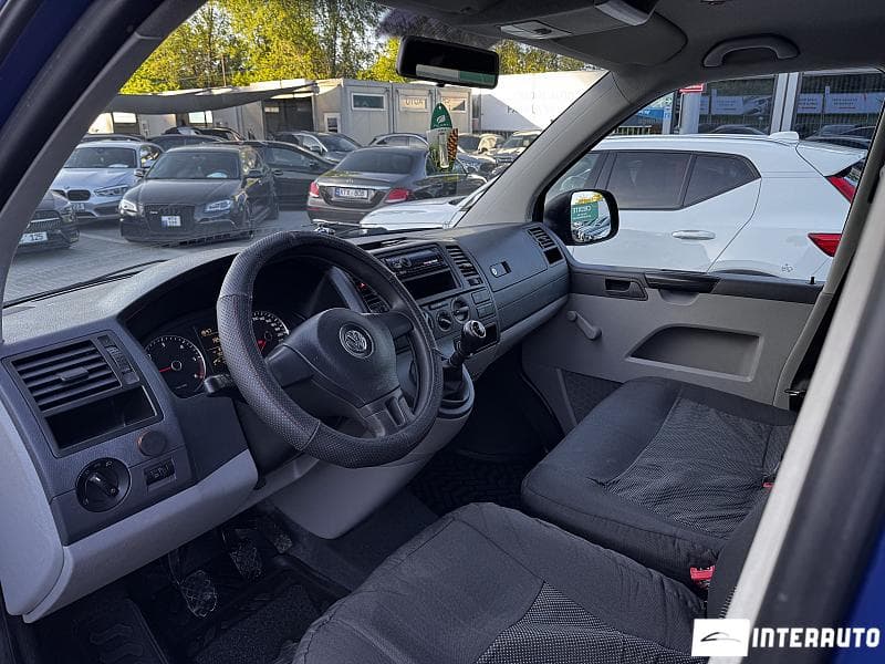 Volkswagen Transporter 2010 — Миниатюра 5