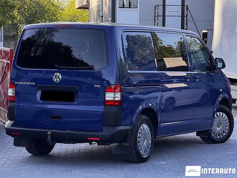 Volkswagen Transporter 2010 — Миниатюра 2