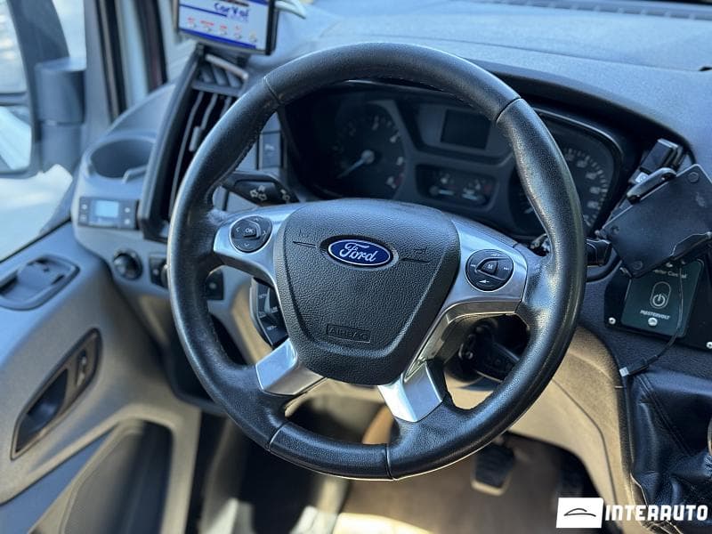 Ford Transit 2018 — Миниатюра 10