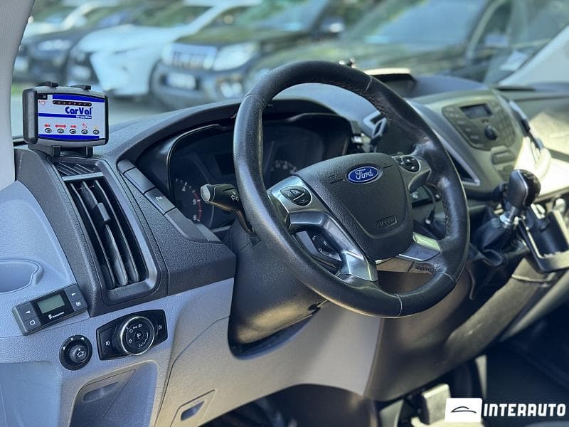 Ford Transit 2018 — Миниатюра 8