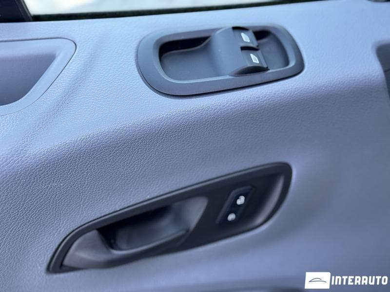 Ford Transit 2018 — Миниатюра 6