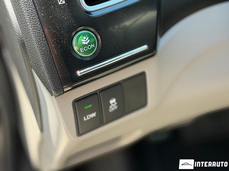 Honda Civic 2014 — Миниатюра 7