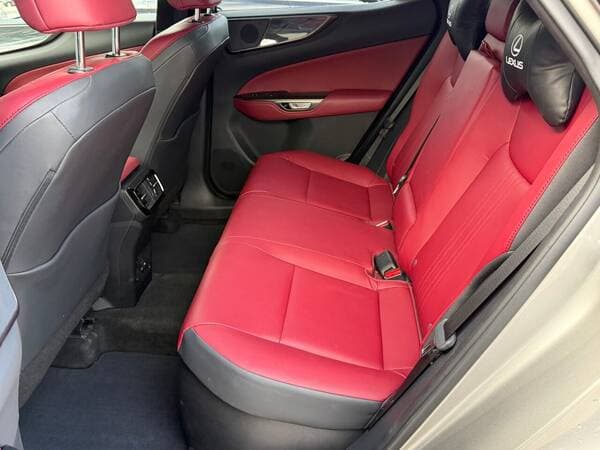 2023 Lexus NX 350H — Miniatură 17