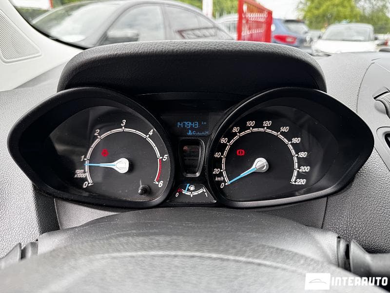 Ford Courier 2015 — Миниатюра 7