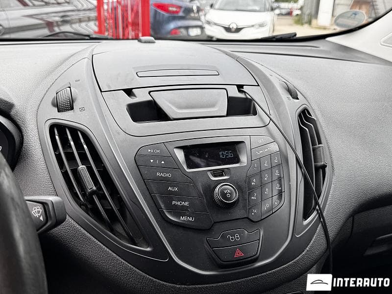 Ford Courier 2015 — Миниатюра 9