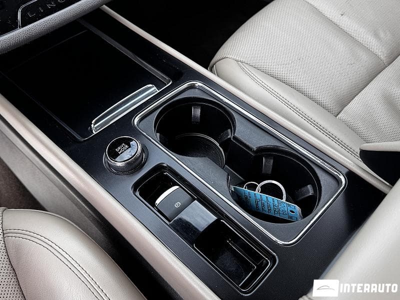 Lincoln Corsair 2019 — Миниатюра 14