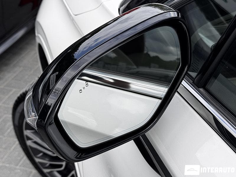 Lincoln Corsair 2019 — Миниатюра 24