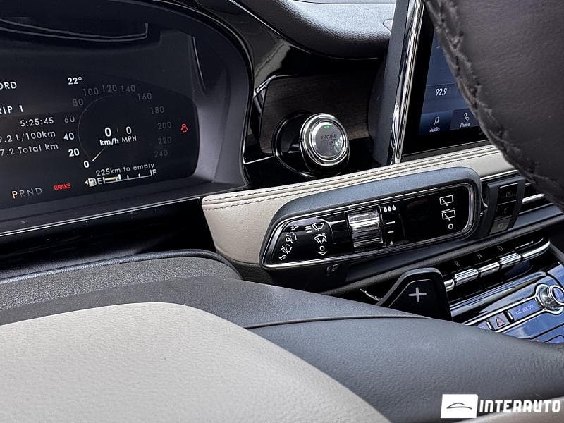Lincoln Corsair 2019 — Миниатюра 12