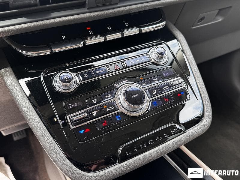 Lincoln Corsair 2019 — Миниатюра 13