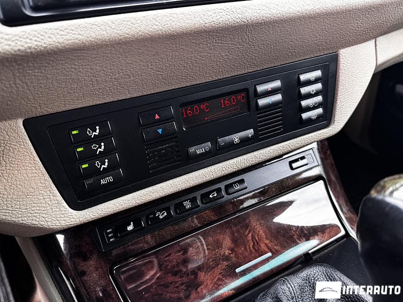 2005 BMW X5 3.0i — Miniatură 12