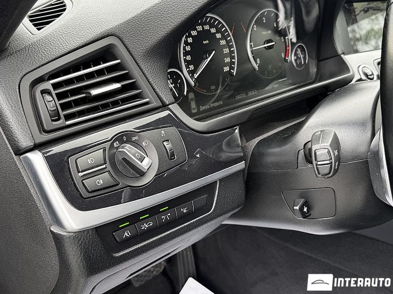 2013 BMW 520 — Miniatură 14