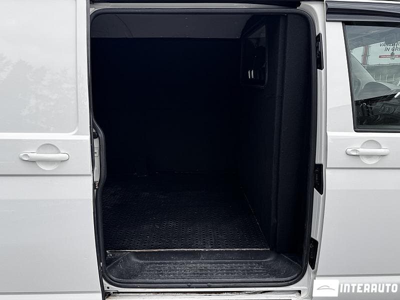 Volkswagen Transporter 2014 — Миниатюра 9