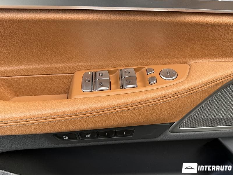 BMW 740 2020 — Миниатюра 23
