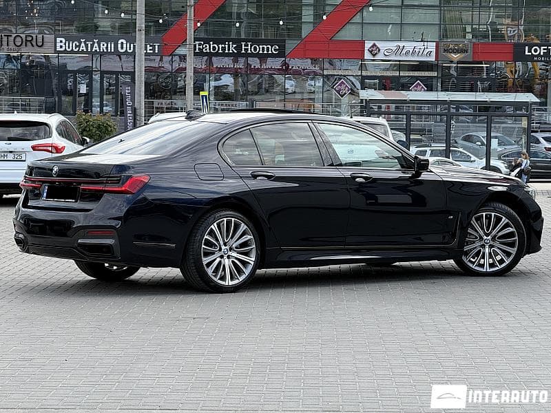 BMW 740 2020 — Миниатюра 3