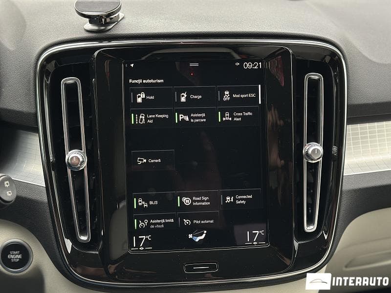 Volvo XC 40 2021 — Миниатюра 13
