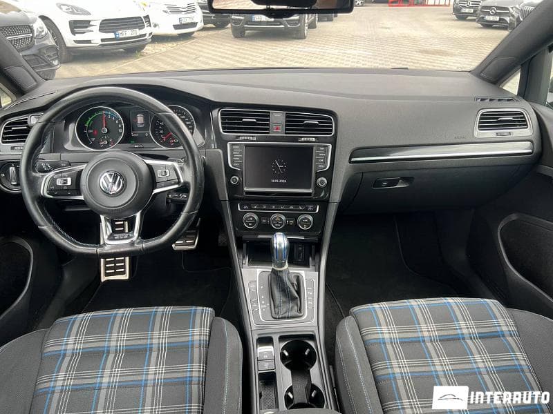 Volkswagen Golf GTE 2015 — Миниатюра 8