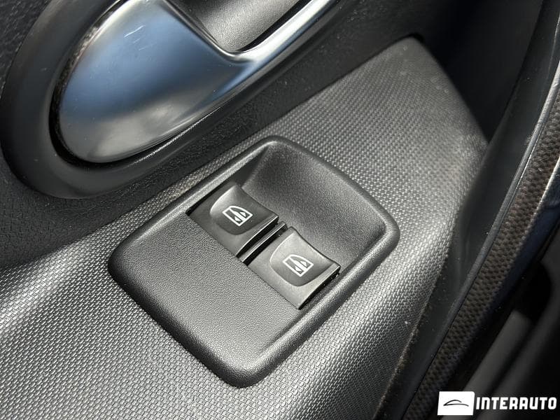 Dacia Logan 2017 — Миниатюра 6