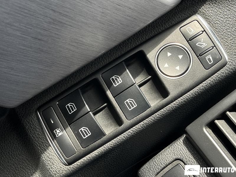 Mercedes GLK 250 2011 — Миниатюра 7