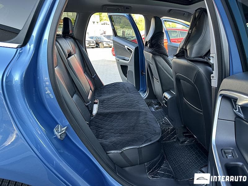 Volvo XC 60 2016 — Миниатюра 15