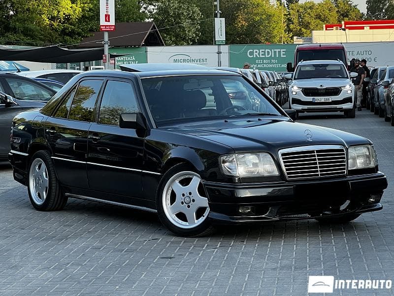 Mercedes E 300 1992 — Миниатюра 3
