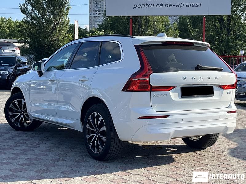 Volvo XC 60 2022 — Миниатюра 3