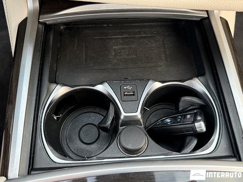 BMW 750 2020 — Миниатюра 12