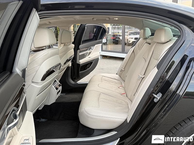 BMW 750 2020 — Миниатюра 14